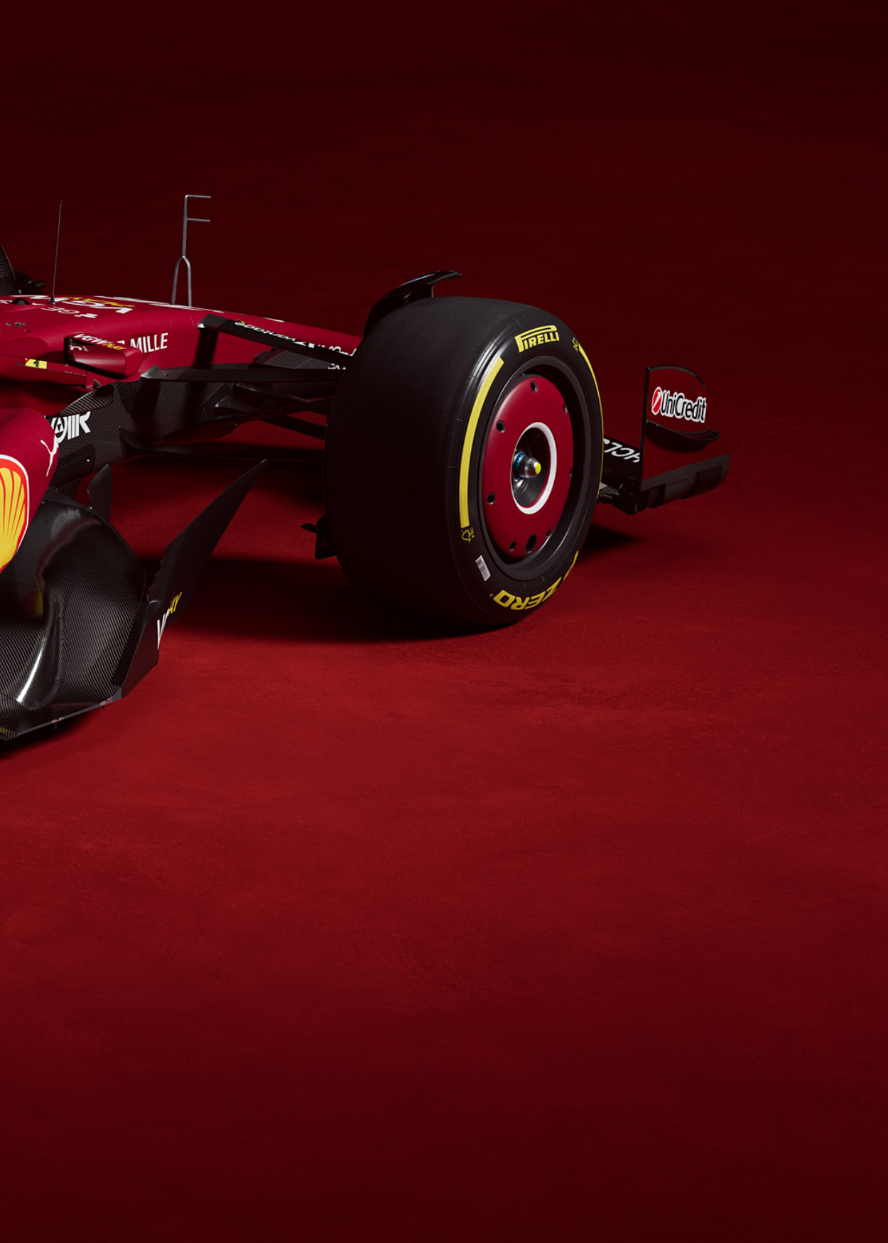 3-teiliges Leinwandbild mit Ferrari-Formel-1-Rennwagen | Sportdekor mit drei Teilen | Charles-Leclerc-Poster | Lewis-Hamilton-Poster | Wandposter für Motorsport-Enthusiasten