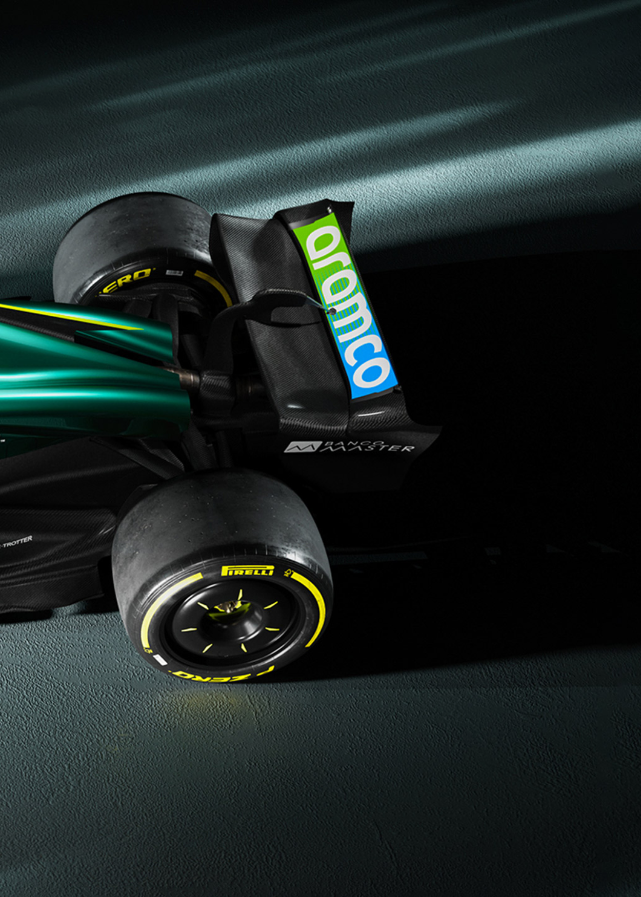 3-teiliges Formel-1-Autoposter | Aston Martin AMR | Dreiteiliges Rennkunstwerk | Atemberaubende Wanddekoration | F1-Geschenkidee