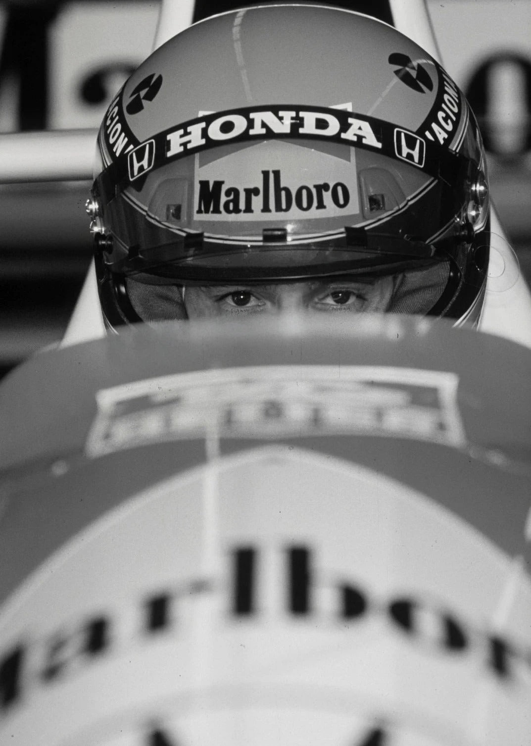 Vintage F1 Monaco Poster | Schwarz-Weiß-Rennwagen-Druck | Retro-Sportwagen-Leinwand | Wand-Kunst-Dekor