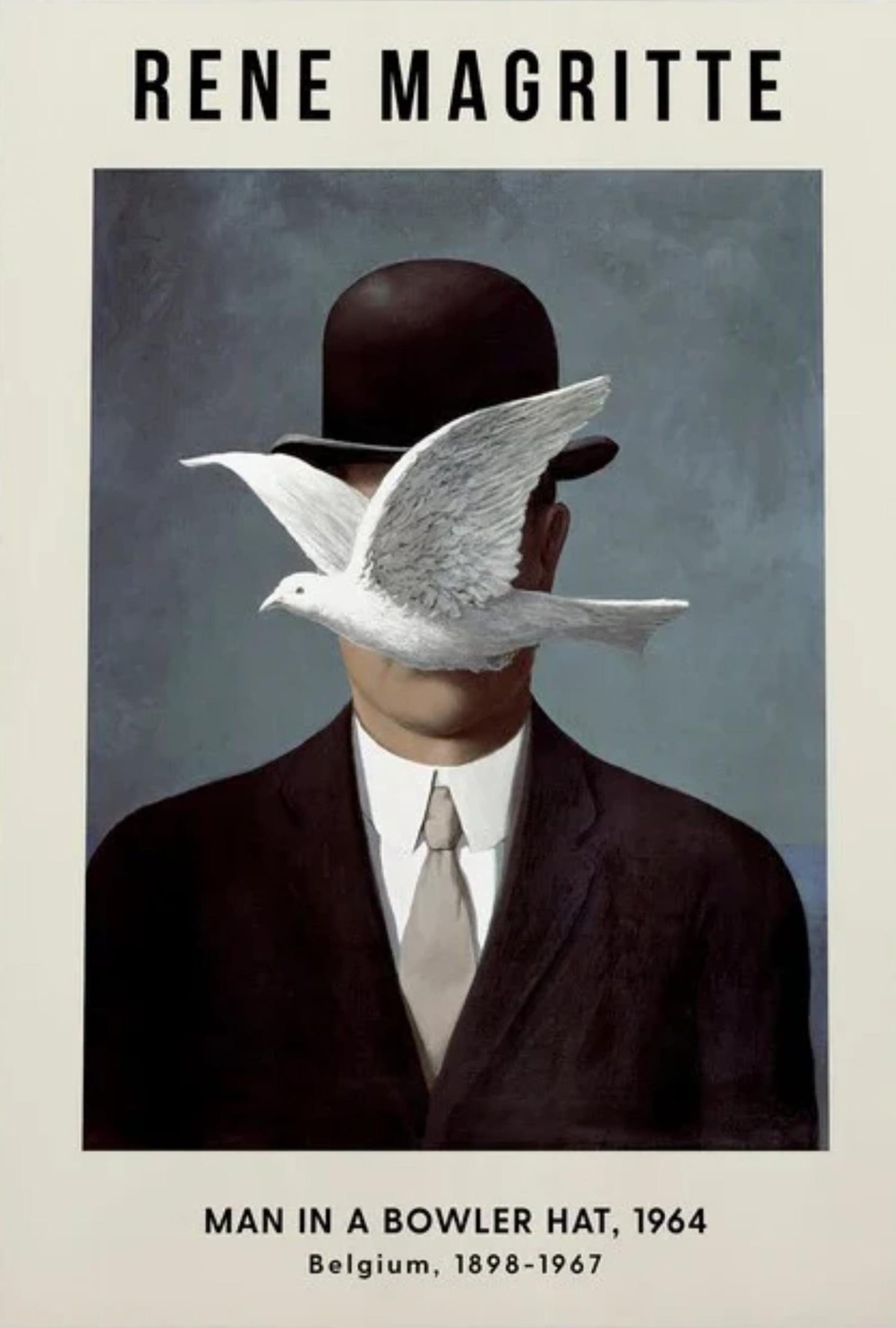 René Magritte | Man in een Bolhoed | Surrealistisch Kunstwerk