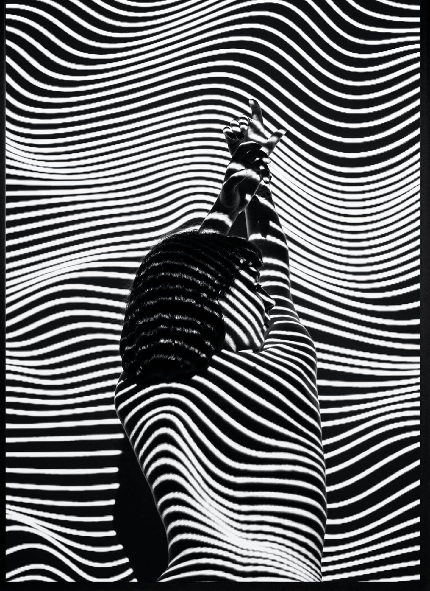 Mädchen mit Streifenmuster | Bildende Kunst