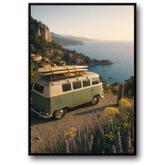 Vintage Surf Van Kust Roadtrip | Schilderachtig Uitzicht op de Oceaan | Reis Avontuur Kunst Print | Retro Fotografie Poster