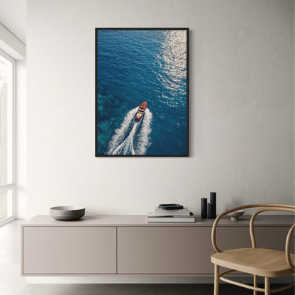 SCHNELLBOOT AUF BLAUEM OZEAN