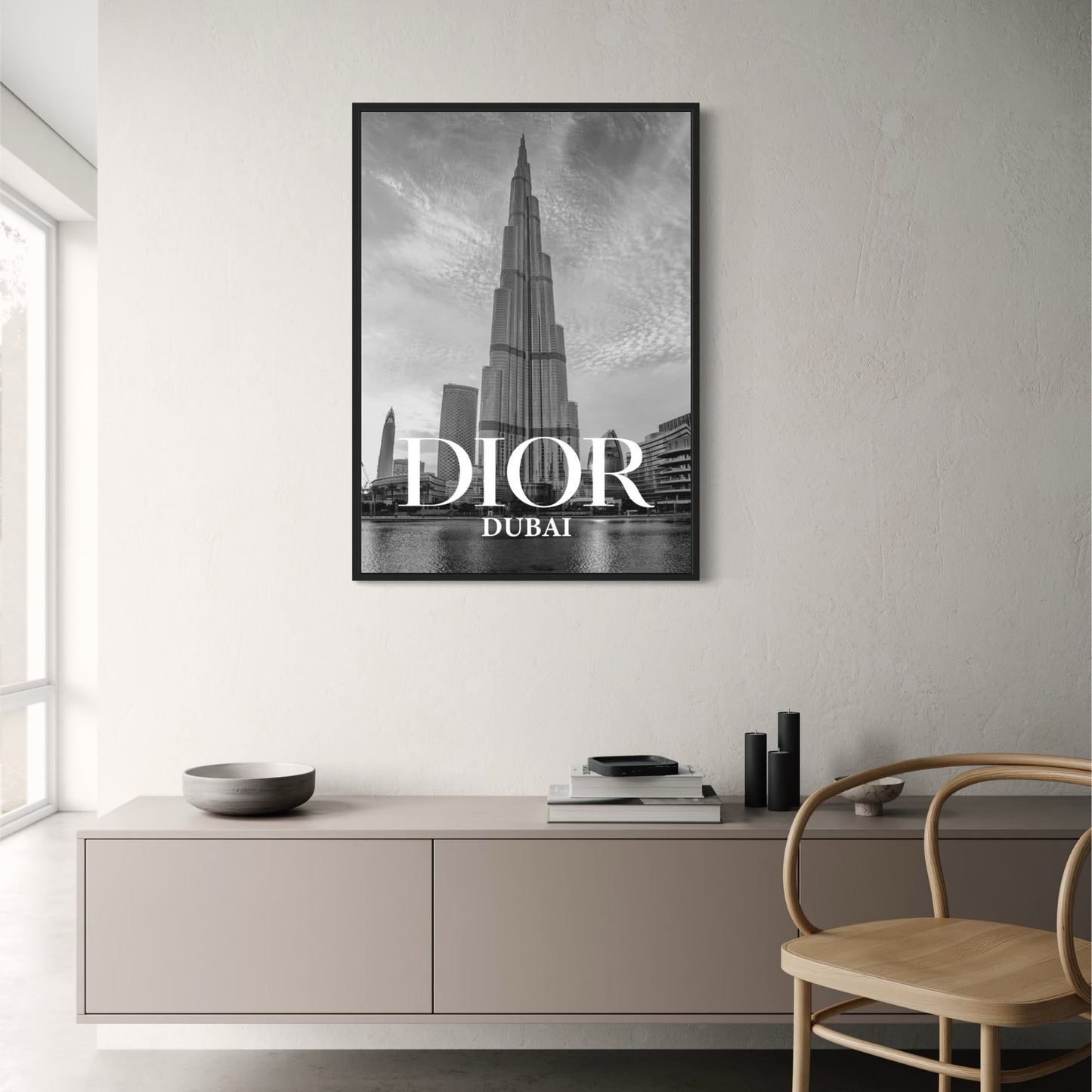 Dior Dubai | Luxusmode in der Stadt der Innovation | Dior-Poster mit modernem Flair