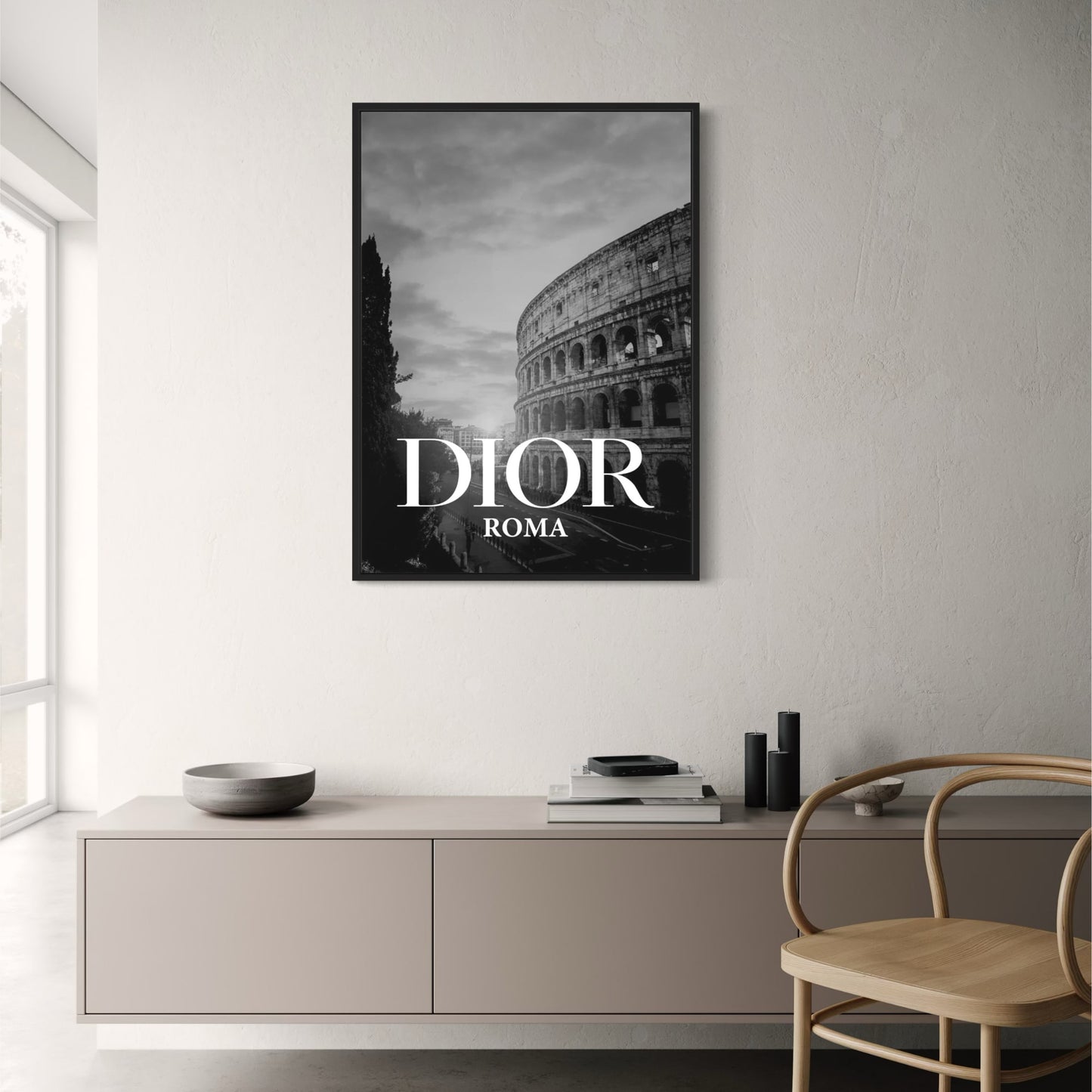 Dior Roma | Klassische Eleganz trifft auf modernen Stil | Dior-Poster mit einem Hauch von Tradition