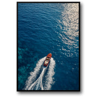 SCHNELLBOOT AUF BLAUEM OZEAN