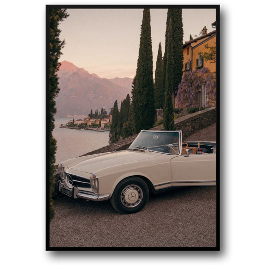 Vintage Cabriolet bij Meer | Klassieke Auto Landschapsfotografie | Wandkunst Poster | Retro Stijl Print | Vintage Auto Poster