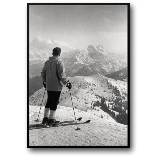 Vintage Ski Avontuur | Schilderachtig Berglandschap Kunst | Zwart-wit Wintersport Poster Print