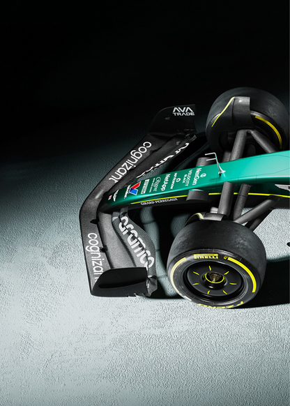 3-teiliges Formel-1-Autoposter | Aston Martin AMR | Dreiteiliges Rennkunstwerk | Atemberaubende Wanddekoration | F1-Geschenkidee