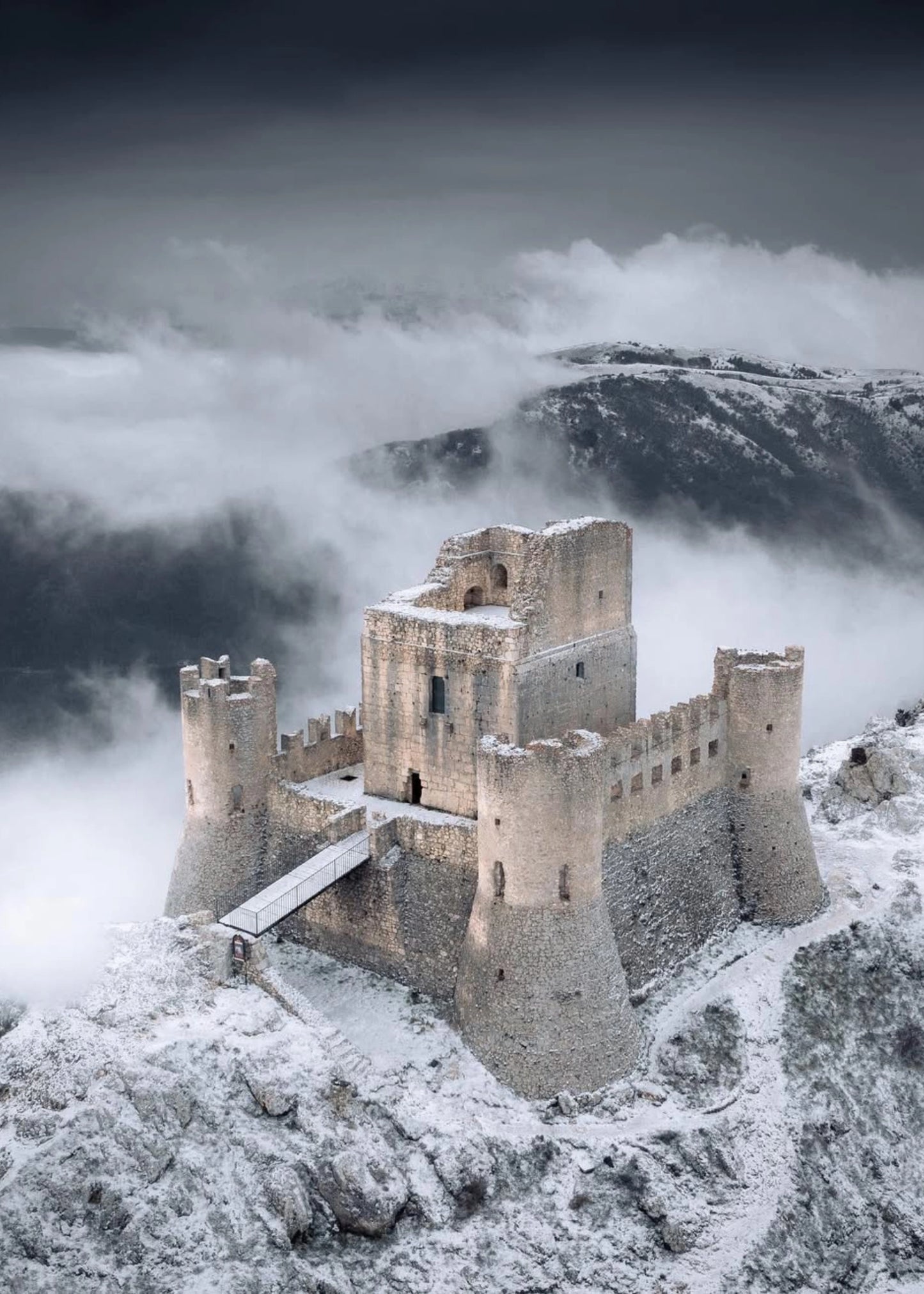 Majestic European Castles | Italy | Calascio | 10th century | Rocca Calascio