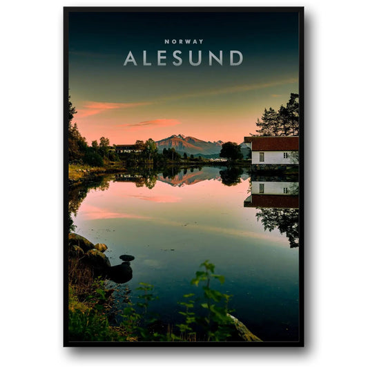 Sonnenuntergangsreflexionen | Ålesund, Norwegen | Ruhiges skandinavisches Landschaftsposter | Wohndekor-Kunstwerk