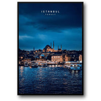 Sultan-Ahmed-Moschee bei Nacht | Beleuchtetes Poster der Blauen Moschee | Nächtliche Pracht in Istanbul | Historische Szene in Konstantinopel