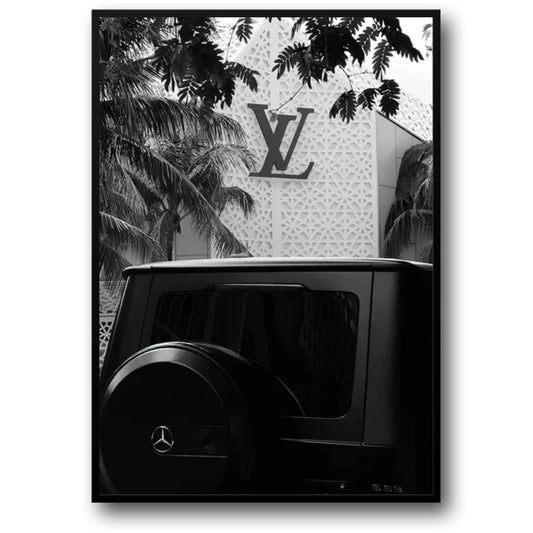 Louis Vuitton | Mercedes G500 | Luxe Mode Illustratie
