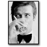 Roger Moore | Schwarz-Weiß-Ära von James Bond
