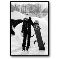Chanel-Snowboard-Fan | Illustration eines modischen Mädchens