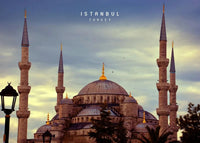 Sultan-Ahmed-Moschee | Istanbul | Konstantinopel | Türkei | Abenddämmerung über der majestätischen Blauen Moschee | Ikonische Türkei-Poster