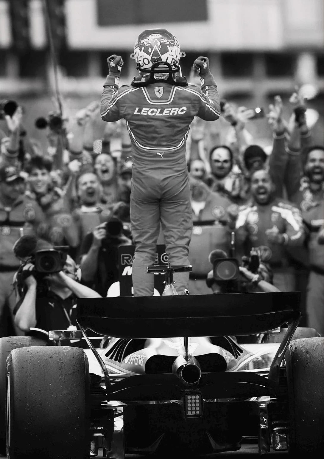 Schwarz-weißes Vintage-Poster des F1-Rennwagens von Monaco | Sportwagen-Wandkunst auf Leinwand | Bilder zur Heimdekoration