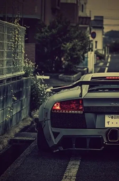 80s Retro Sports Car | Exotic Racing | Urban Setting