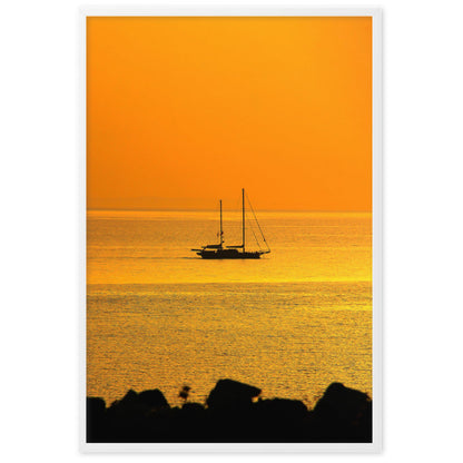 Poster - Ein Schiff auf dem goldenen Meer