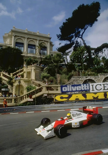 Formel 1 von Monaco | Grand Prix von Monaco | F1-Rennplakat | McLaren MP4/5 | Ayrton Senna | Stufen des Casinos von Monte Carlo