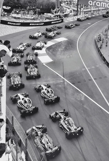 Schwarz-weißes Vintage-F1-Rennplakat | Monaco Grand Prix-Rennwagen | Wandkunst auf Leinwand für die Inneneinrichtung